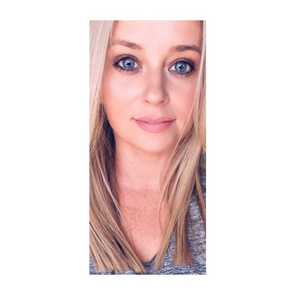 Meet your Posher, Diana - Picture 1 of 1